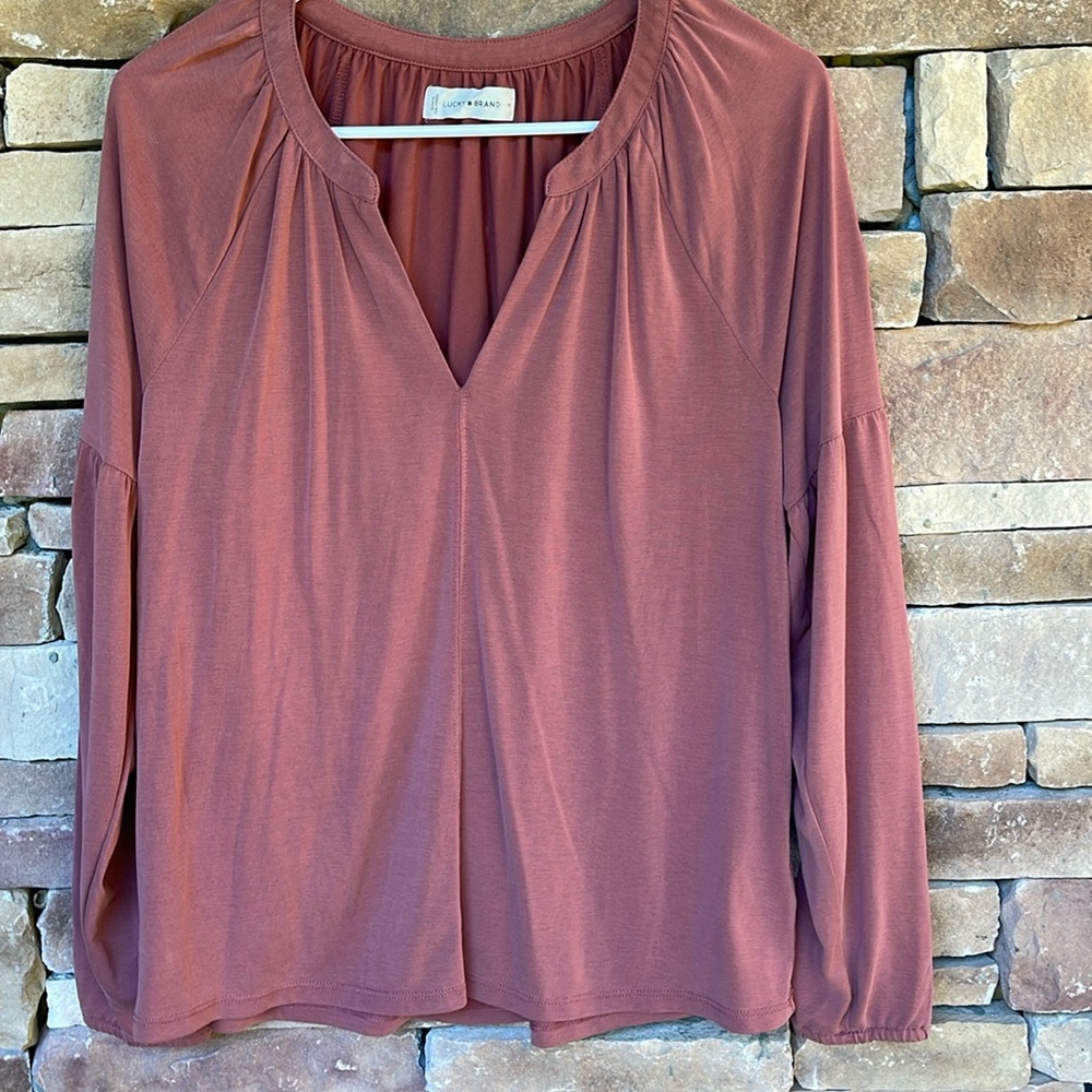 Lucky brand size medium burgundy, long sleeve top